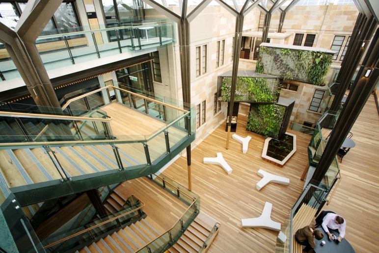 Green-Wall-at-the-Global-Change-Institute-Building